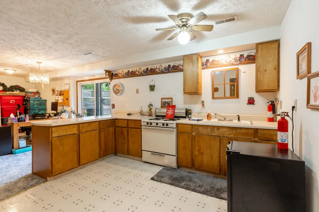 26641 60th Avenue Antwerp Township MI 49071