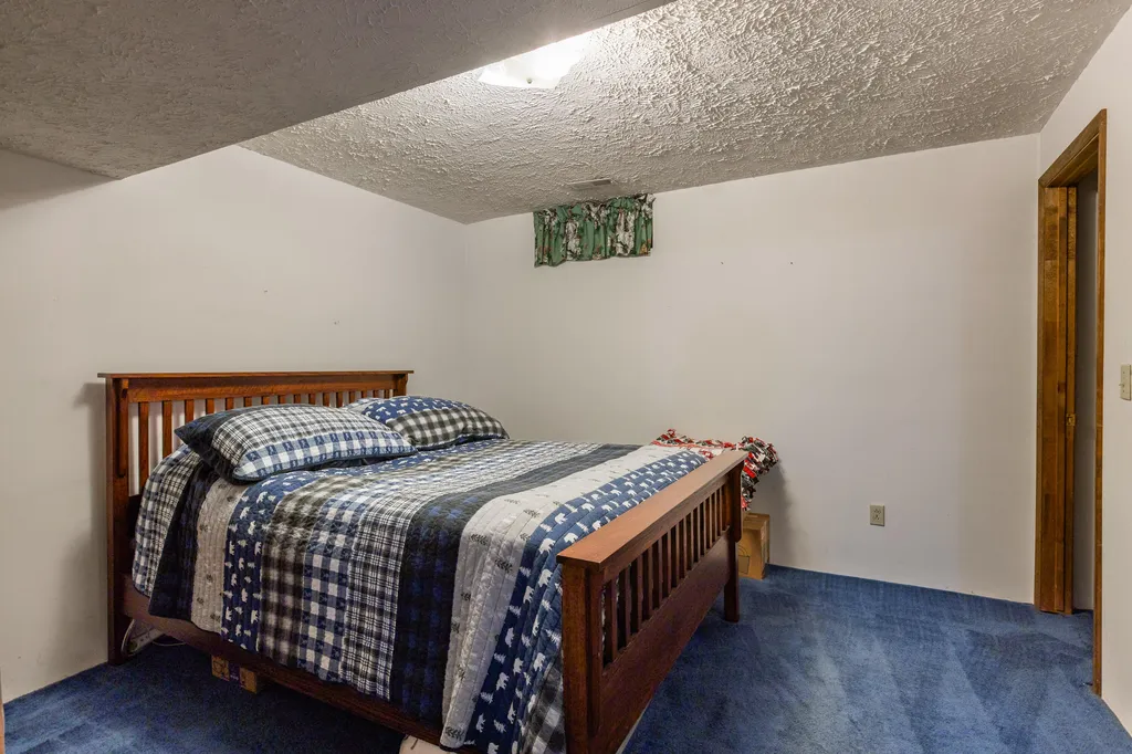 26641 60th Avenue Antwerp Township MI 49071