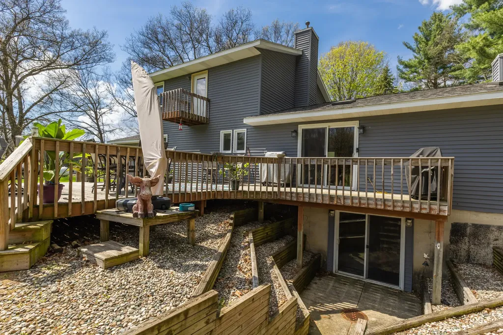 26641 60th Avenue Antwerp Township MI 49071
