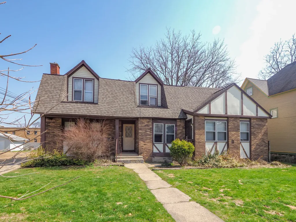 521 Pearl Street Kalamazoo City MI 49007