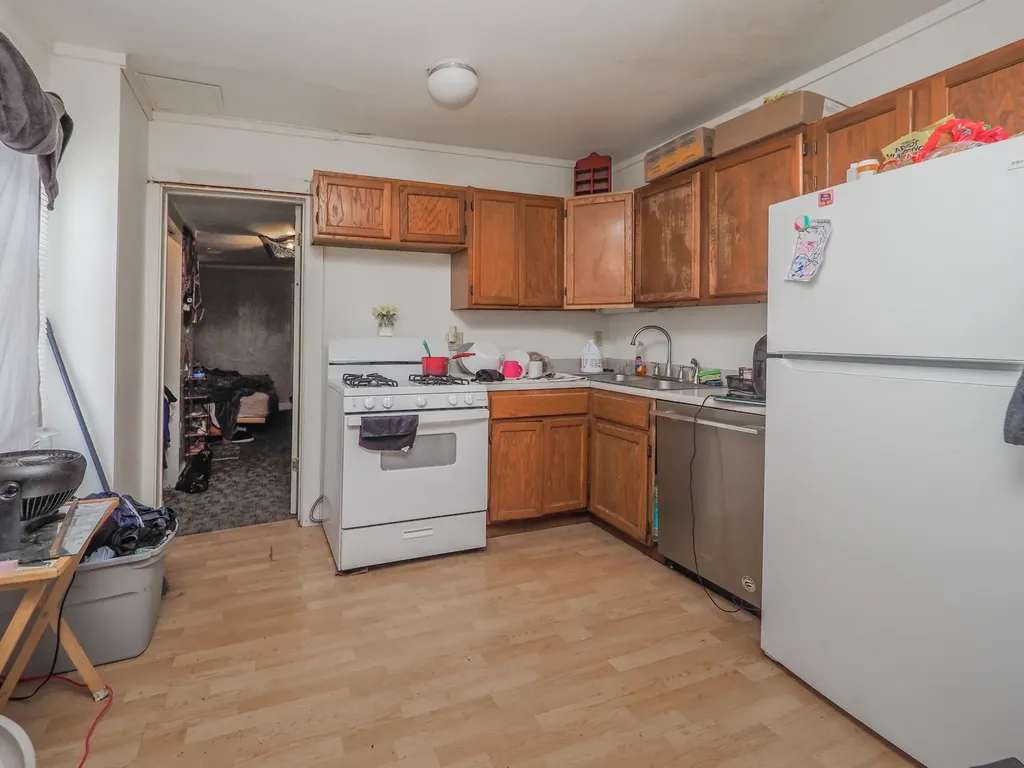 521 Pearl Street Kalamazoo City MI 49007