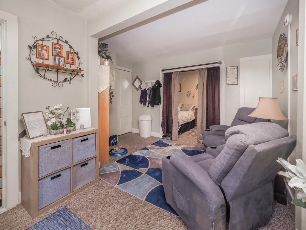 521 Pearl Street Kalamazoo City MI 49007