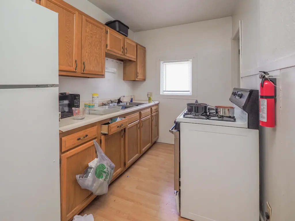 521 Pearl Street Kalamazoo City MI 49007