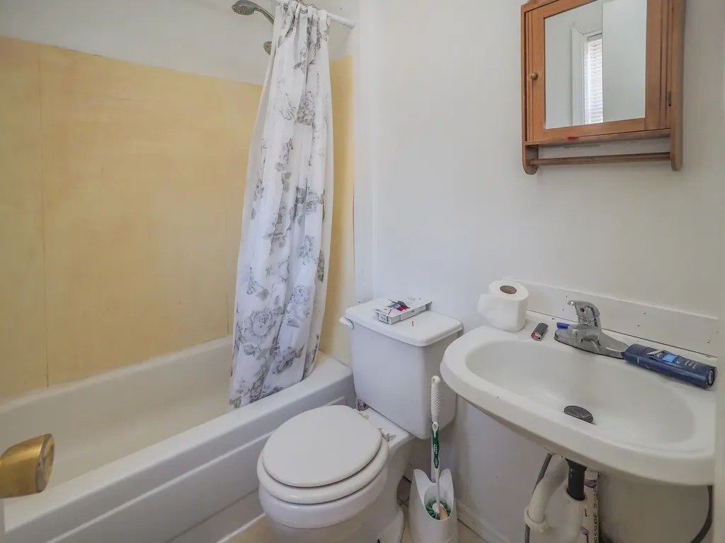 521 Pearl Street Kalamazoo City MI 49007