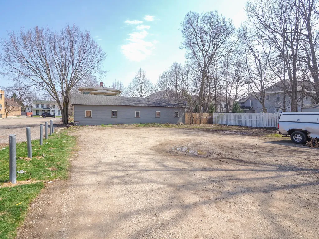 521 Pearl Street Kalamazoo City MI 49007
