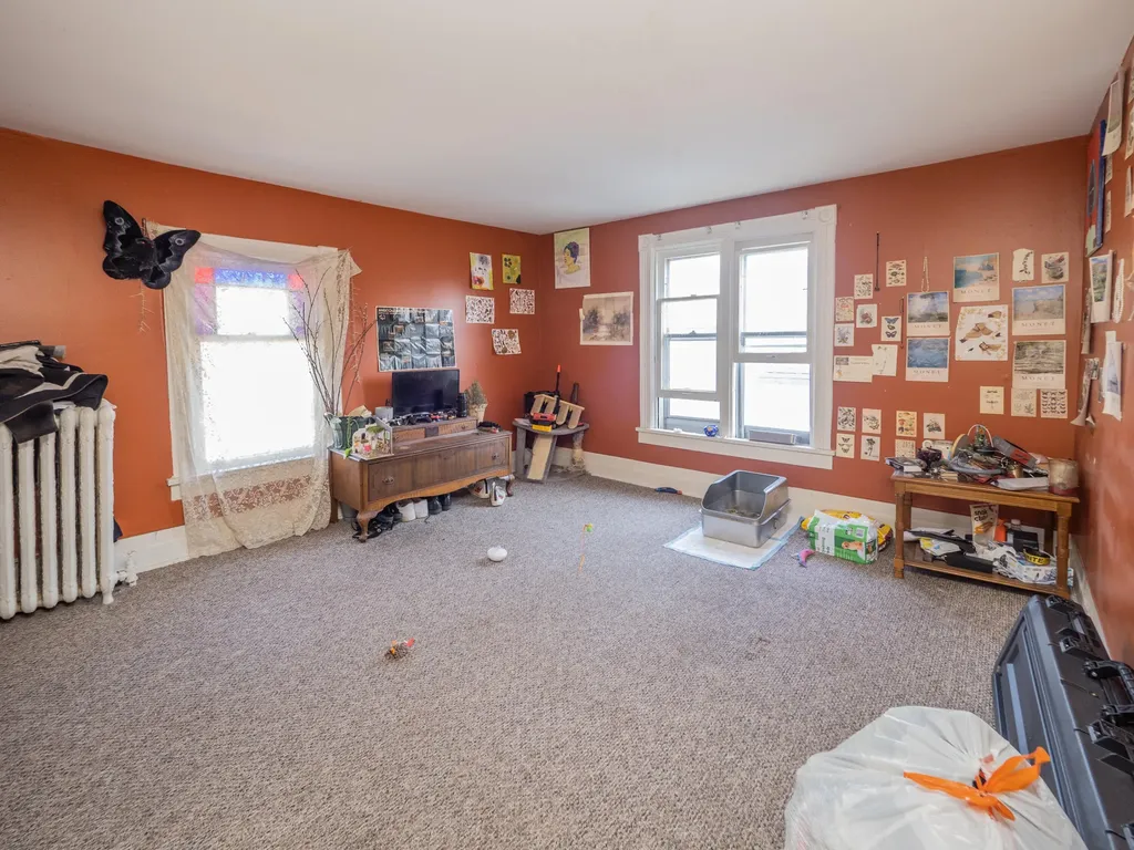 731 Village Street Kalamazoo City MI 49008