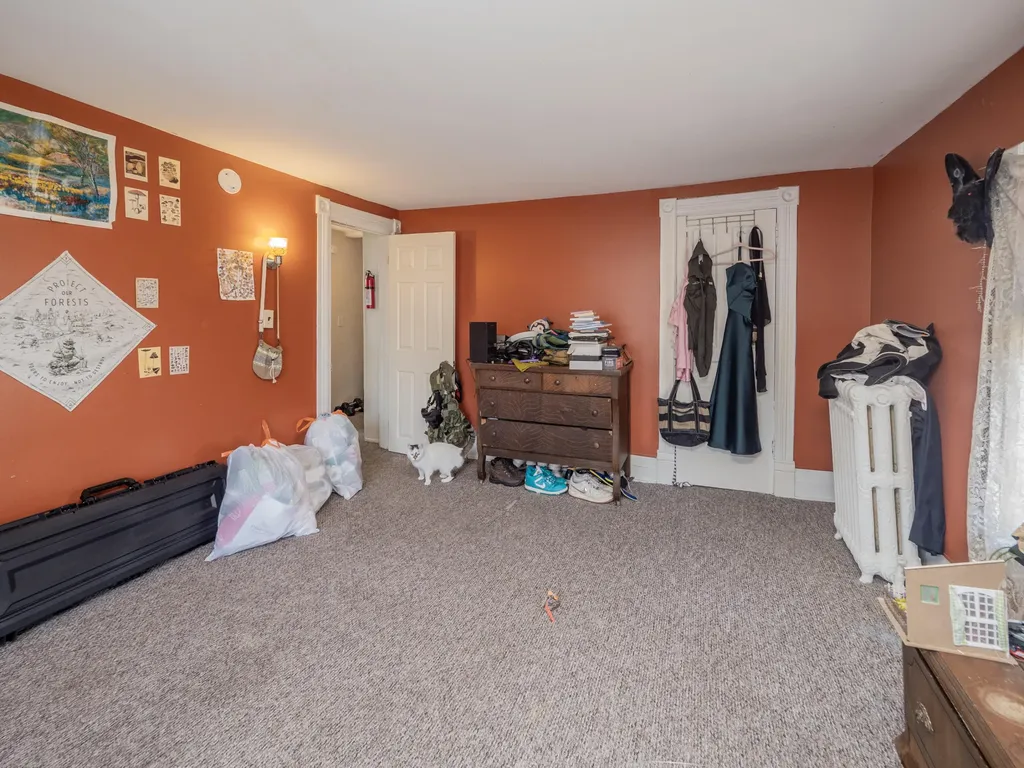 731 Village Street Kalamazoo City MI 49008