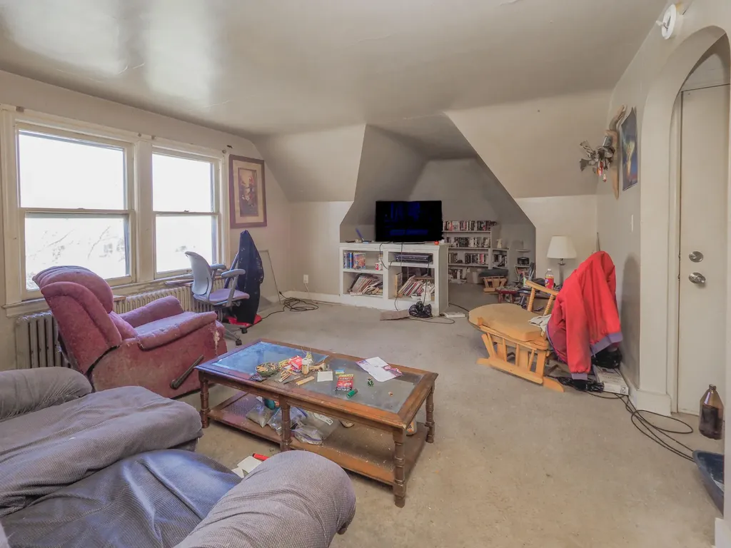 922 S Park Street Kalamazoo City MI 49001