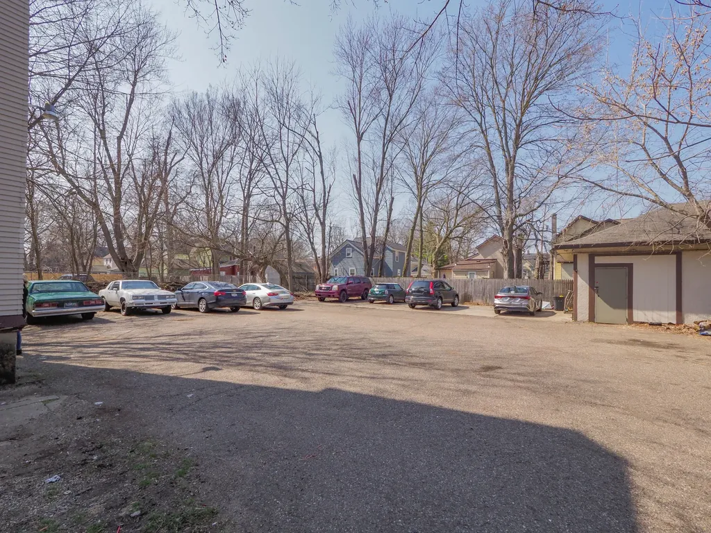 922 S Park Street Kalamazoo City MI 49001
