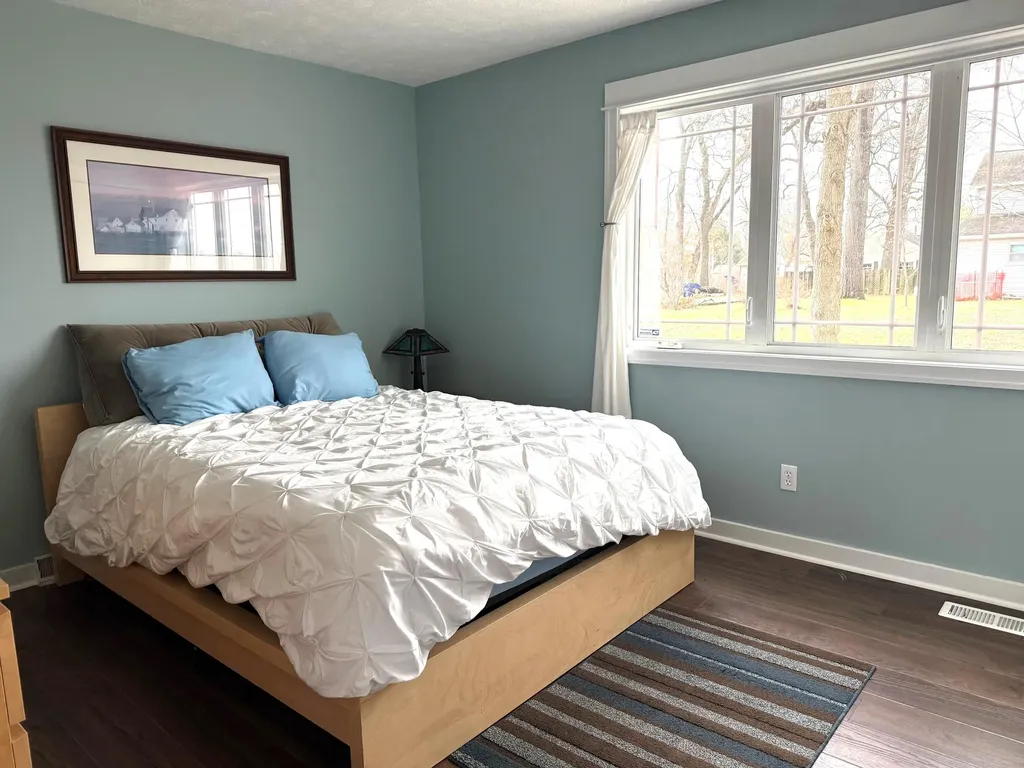 11362 E Shore Drive Barry Township MI 49046