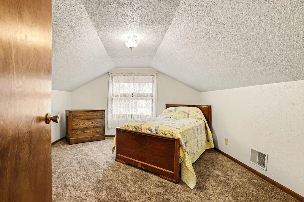 771 Beechwood Drive Hope Township MI 49046