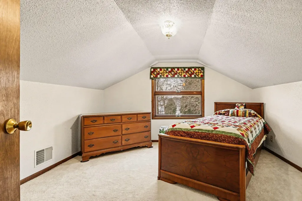771 Beechwood Drive Hope Township MI 49046