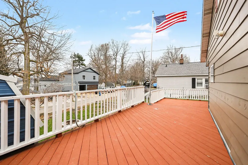 771 Beechwood Drive Hope Township MI 49046