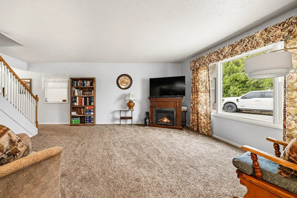 771 Beechwood Drive Hope Township MI 49046