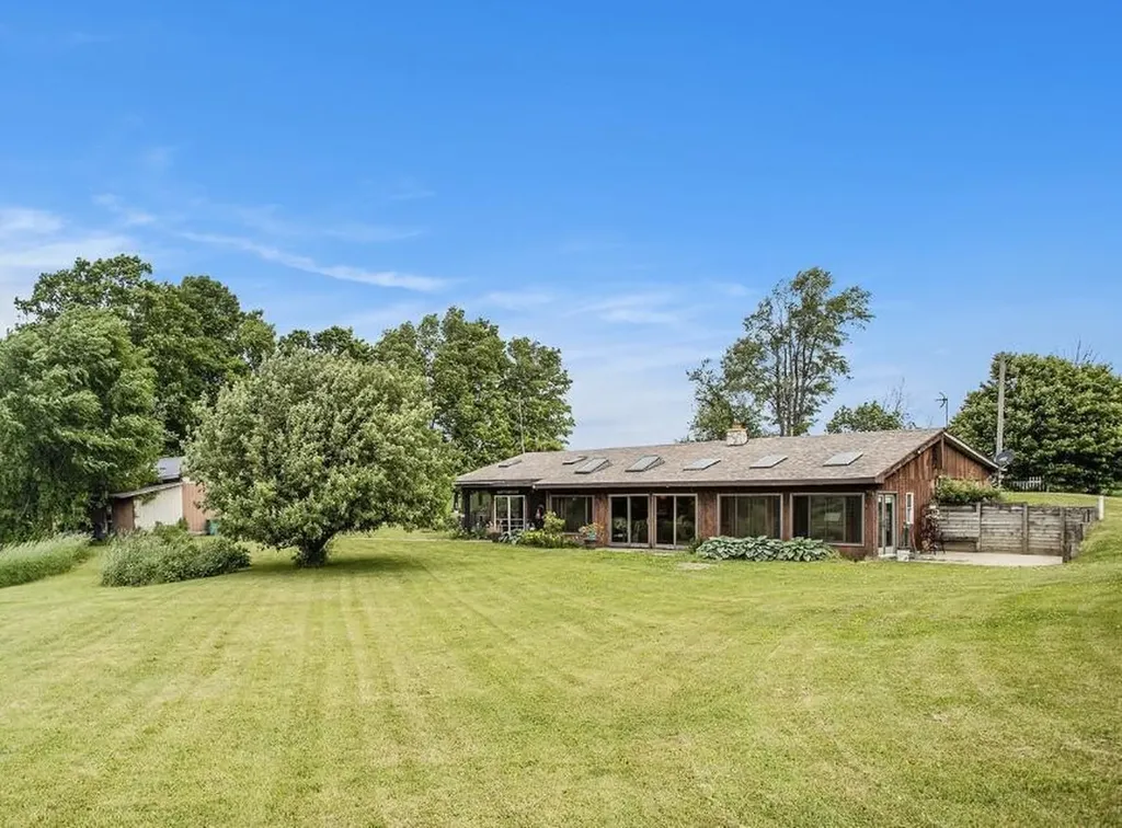 520 E Groat Road Johnstown Township MI 49050