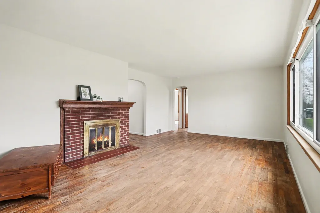 2305 Maple Drive Summit Township MI 49203