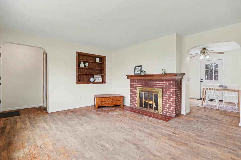 2305 Maple Drive Summit Township MI 49203