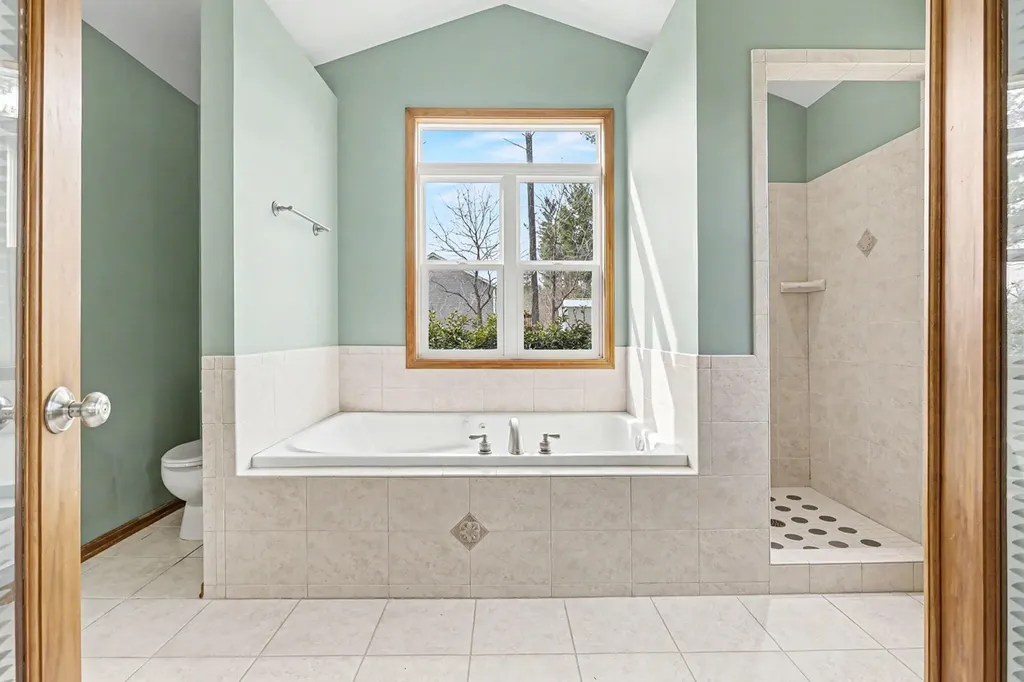 1921 Pineridge Drive Rutland Charter Township MI 49058