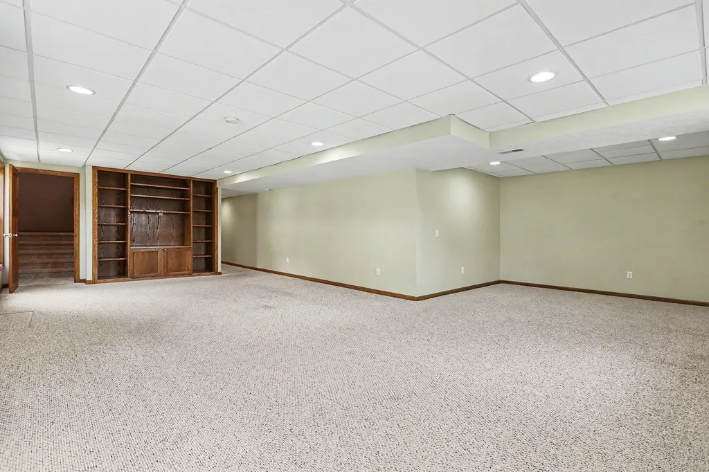 1921 Pineridge Drive Rutland Charter Township MI 49058