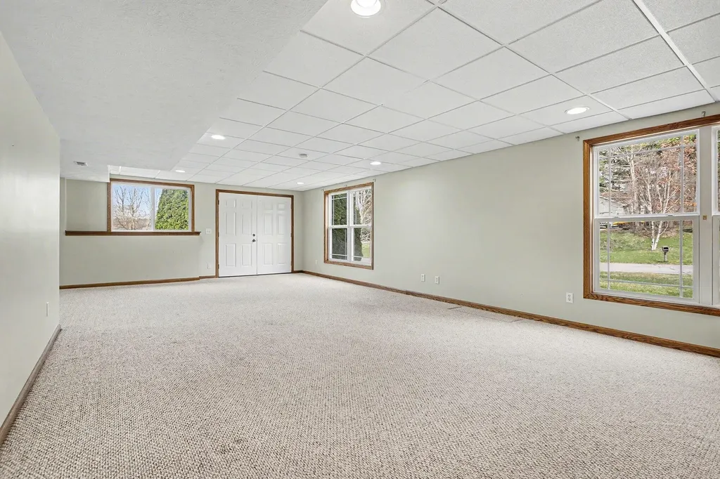 1921 Pineridge Drive Rutland Charter Township MI 49058