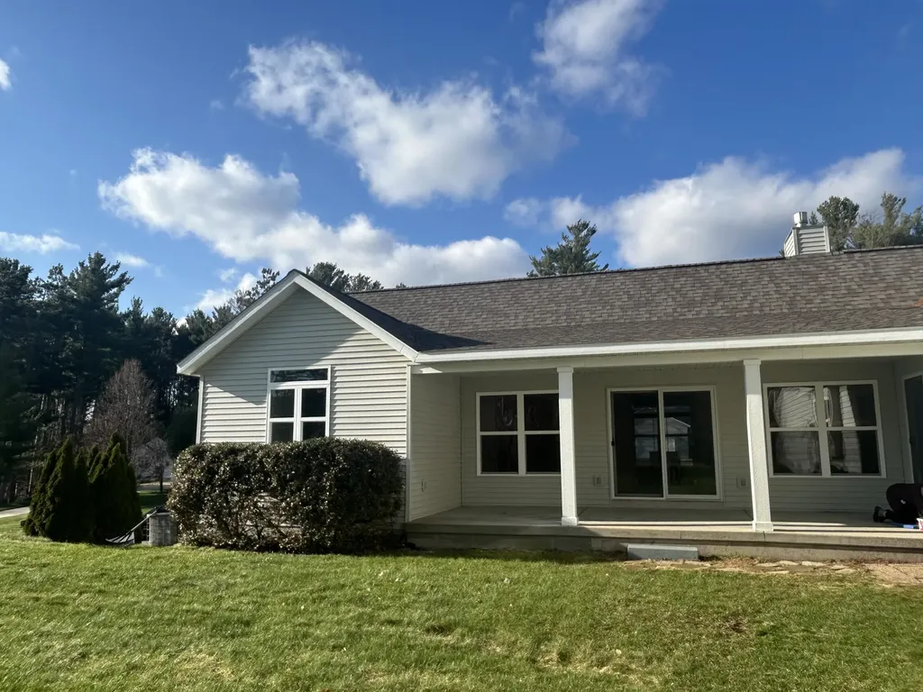 1921 Pineridge Drive Rutland Charter Township MI 49058