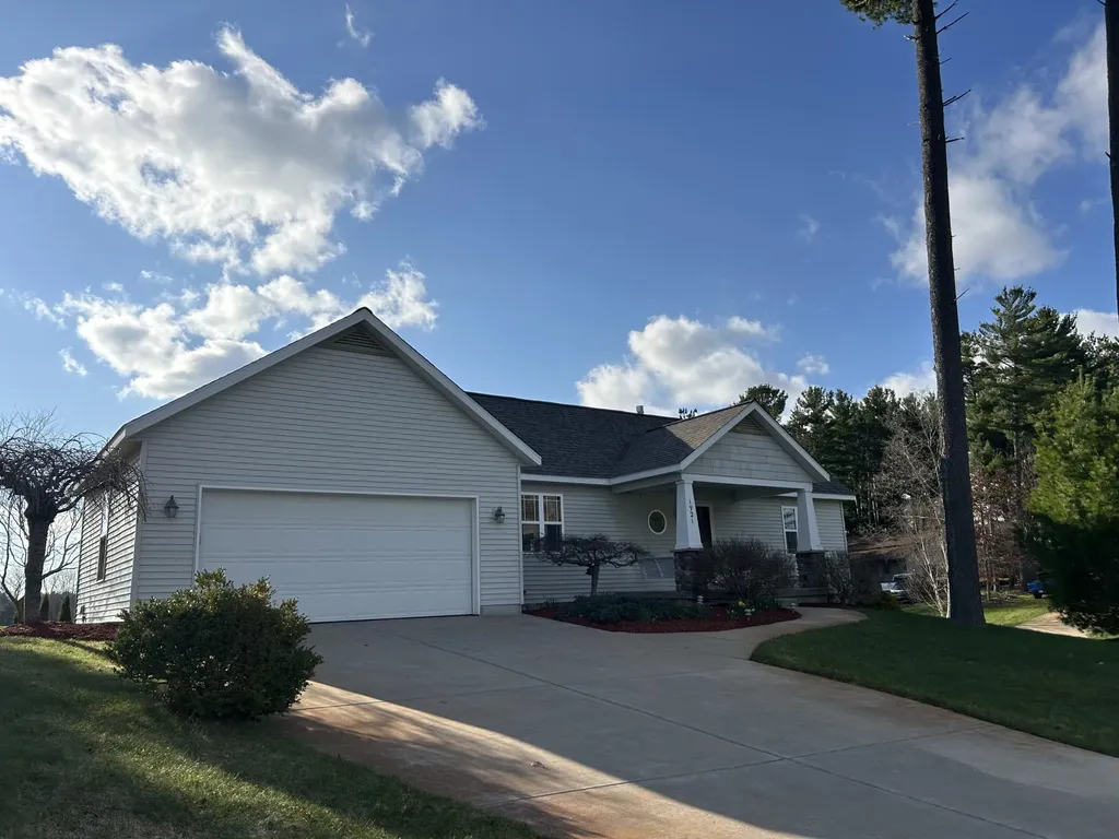 1921 Pineridge Drive Rutland Charter Township MI 49058