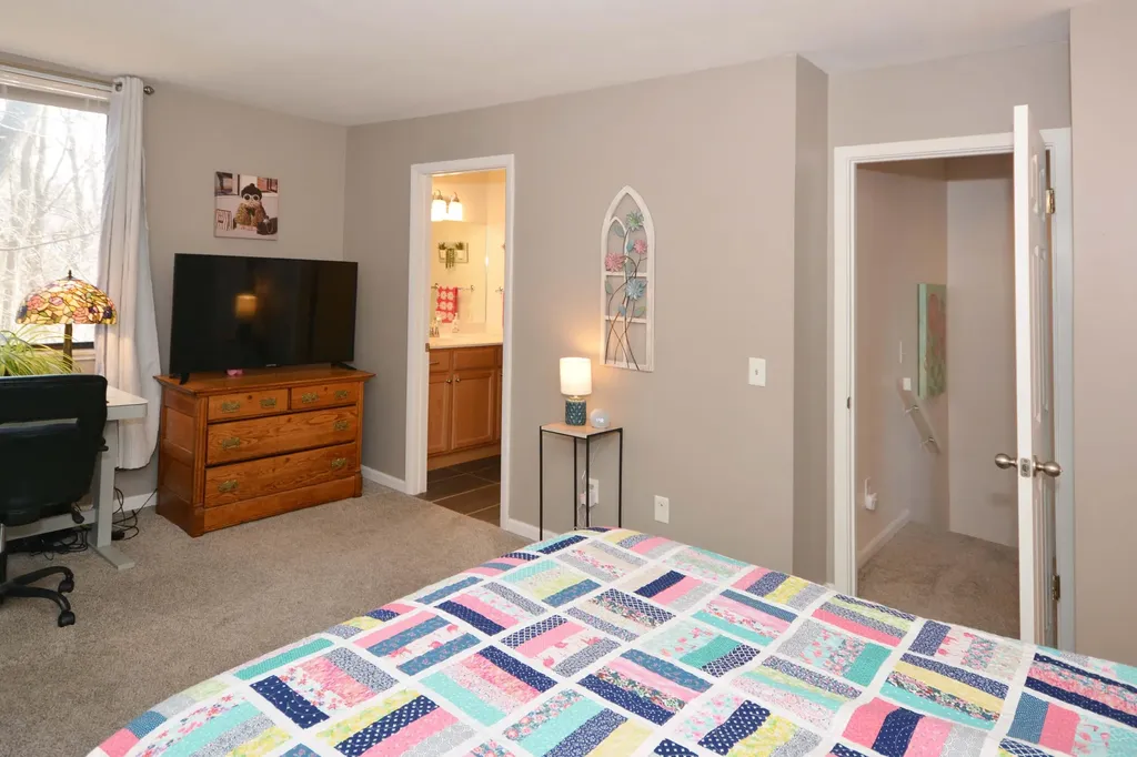 230 Falkirk Court Kalamazoo Charter Township MI 49006