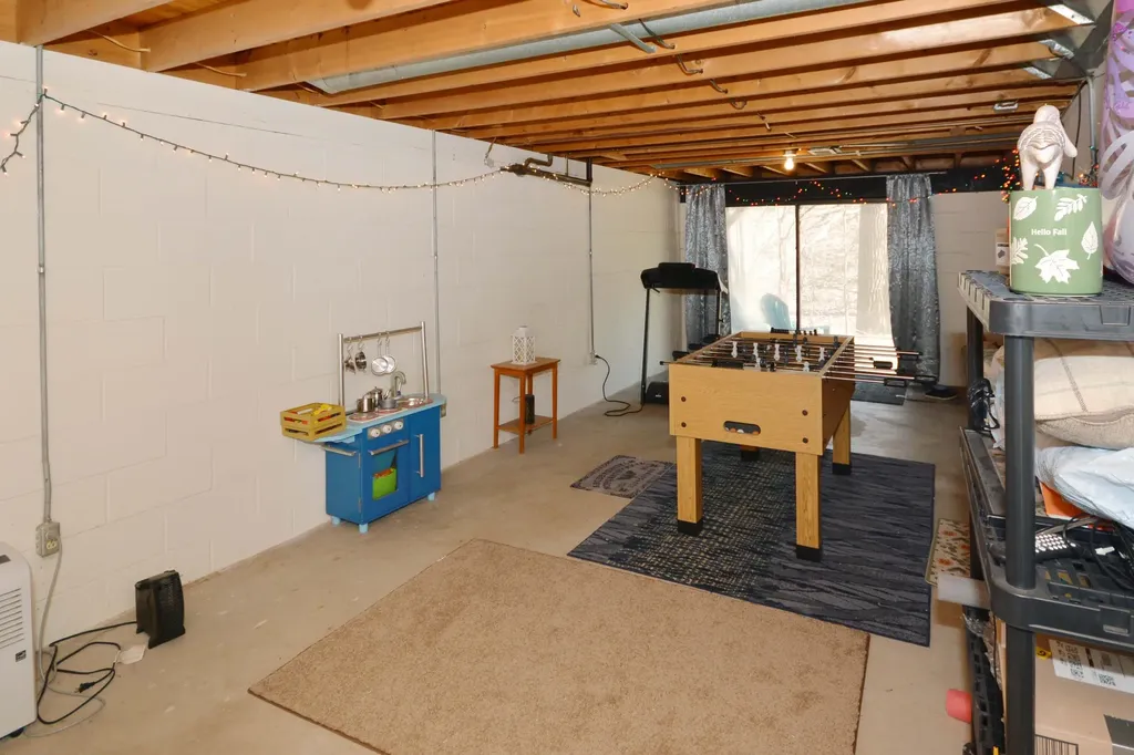 230 Falkirk Court Kalamazoo Charter Township MI 49006