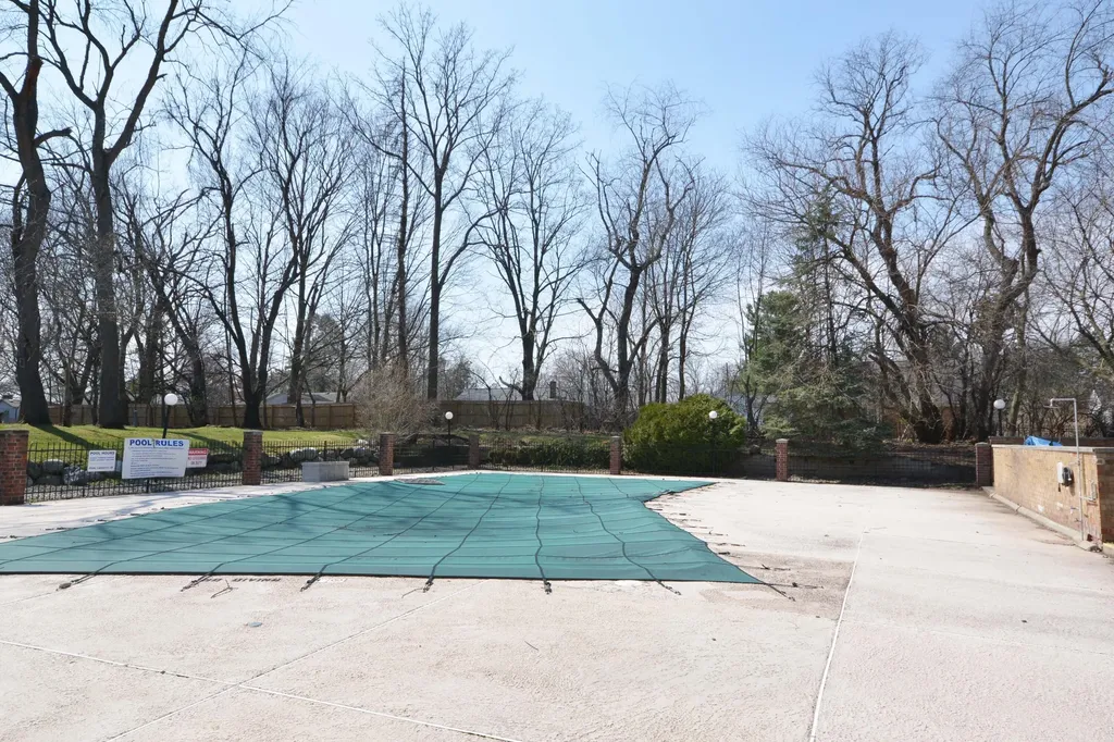 230 Falkirk Court Kalamazoo Charter Township MI 49006