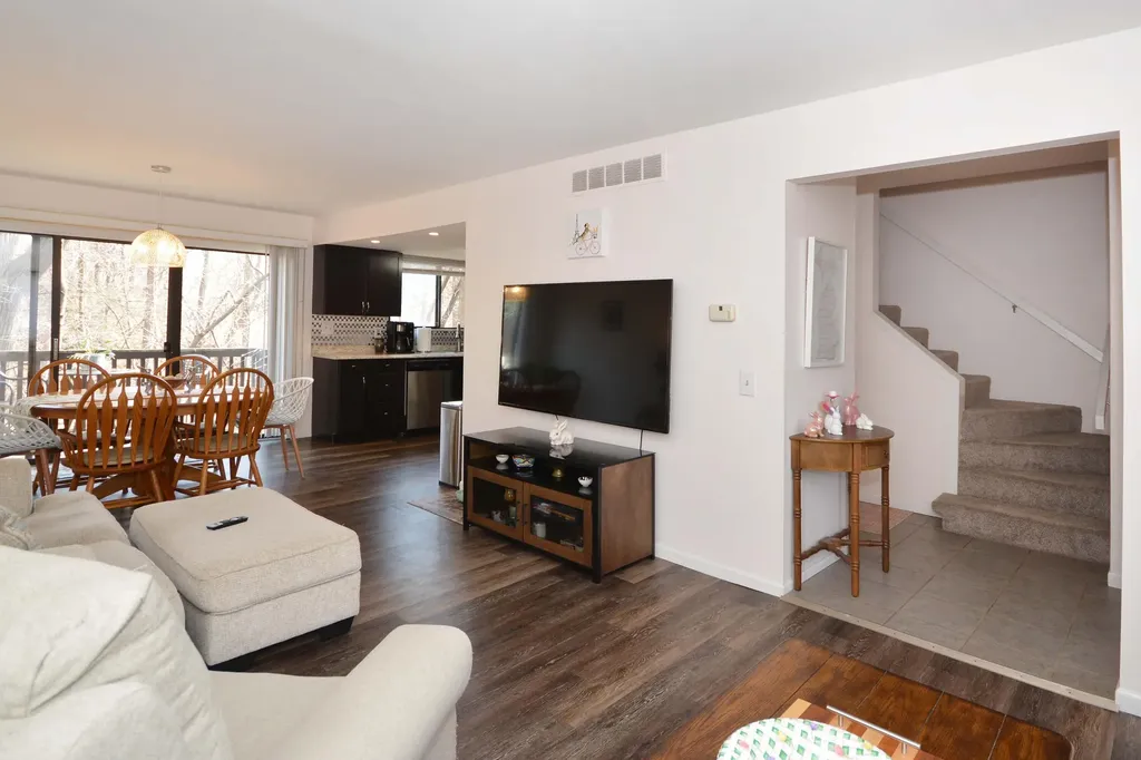 230 Falkirk Court Kalamazoo Charter Township MI 49006
