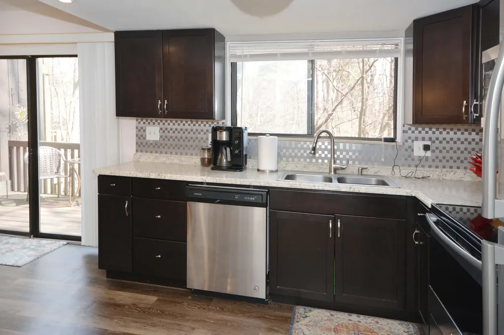 230 Falkirk Court Kalamazoo Charter Township MI 49006