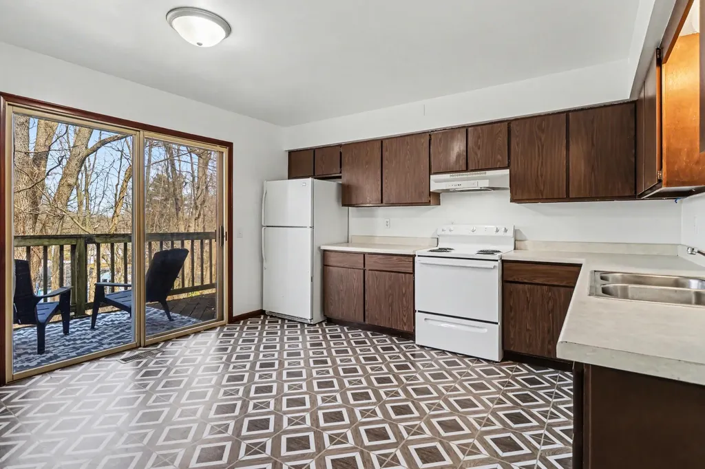 5381 Thayer Avenue Cooper Charter Township MI 49004