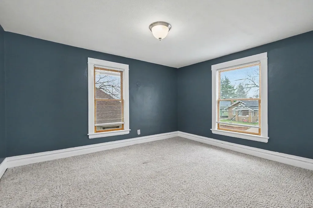 1510 W Main Street Kalamazoo City MI 49006