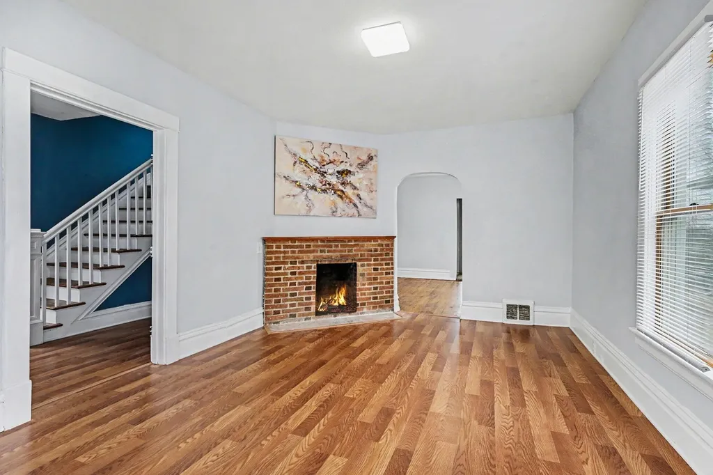 1510 W Main Street Kalamazoo City MI 49006