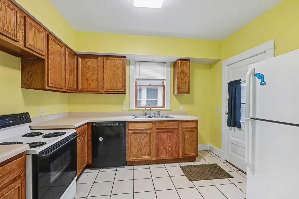 1510 W Main Street Kalamazoo City MI 49006