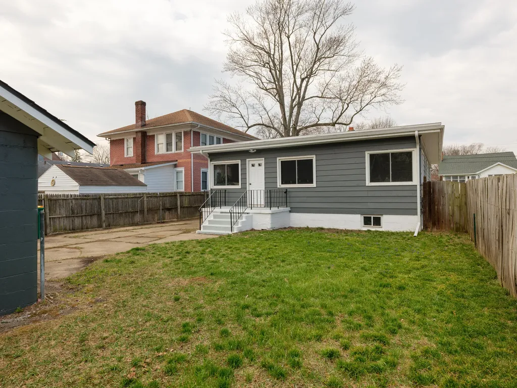 62 Woodward Avenue Battle Creek City MI 49017