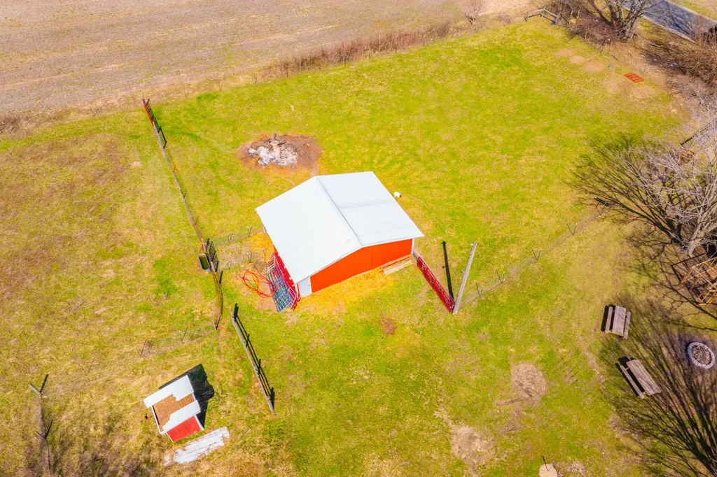 51534 County Road 673 Lawrence Township MI 49064