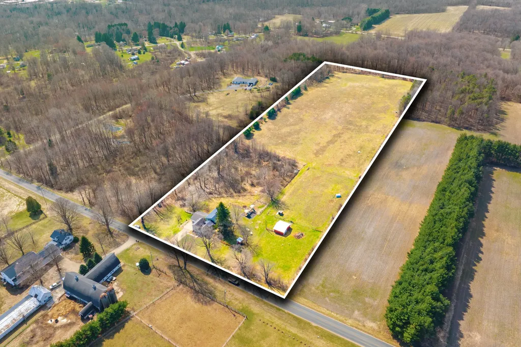 51534 County Road 673 Lawrence Township MI 49064