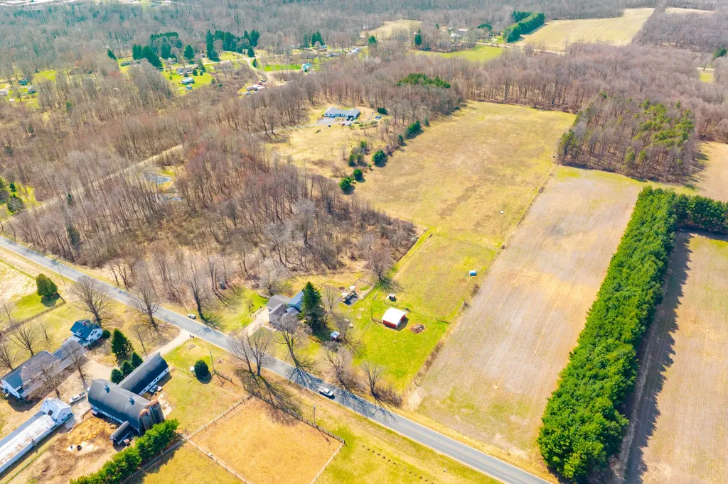 51534 County Road 673 Lawrence Township MI 49064