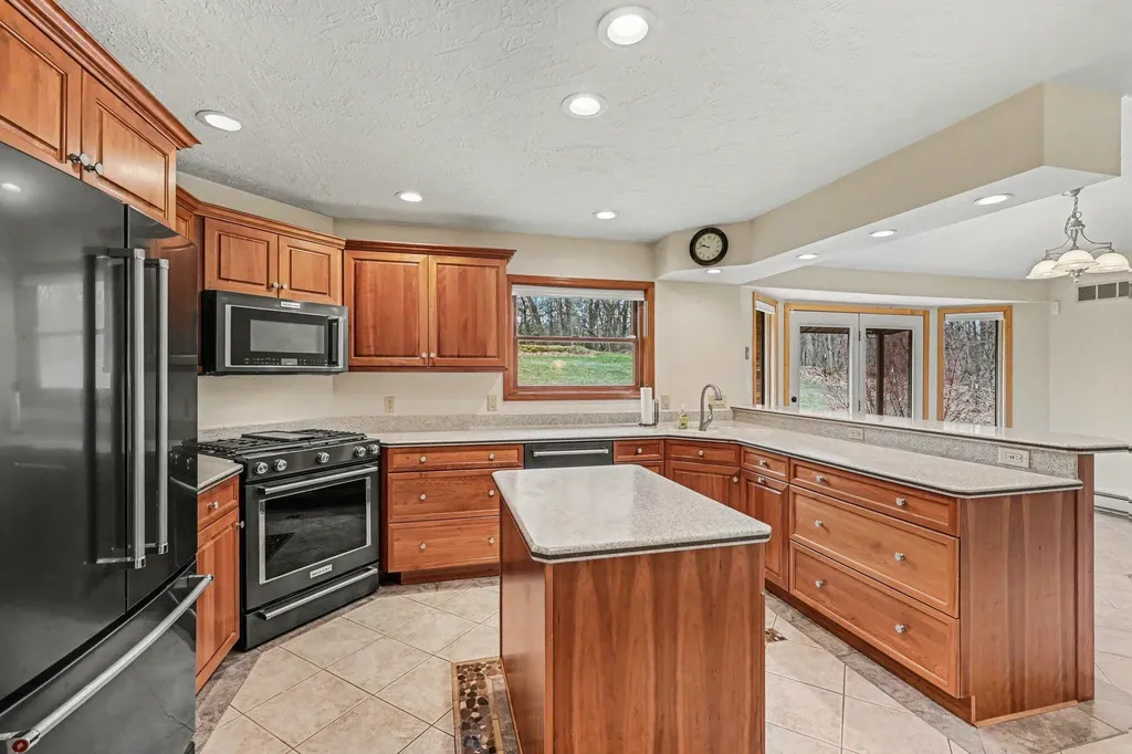 9480 M Avenue Oshtemo Charter Township MI 49009