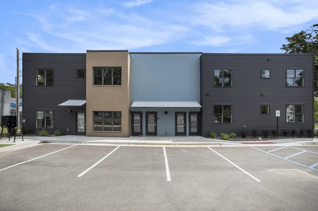 608 Southworth Terrace Kalamazoo City MI 49048