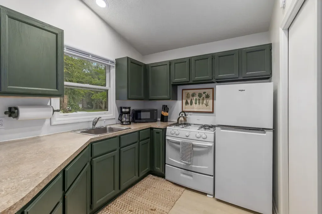 707 N Maple Street Saugatuck Township MI 49453