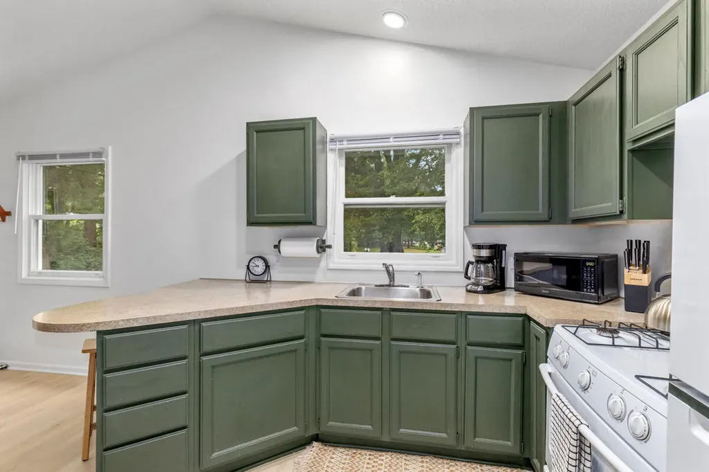707 N Maple Street Saugatuck Township MI 49453