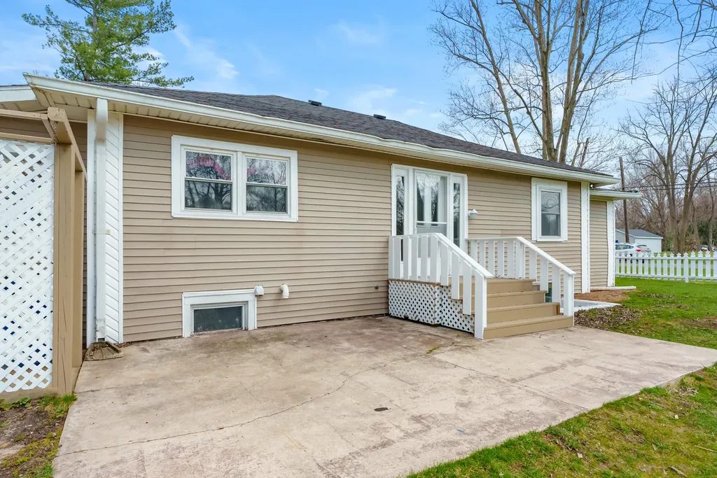5171 N 20th Street N Cooper Charter Township MI 49004