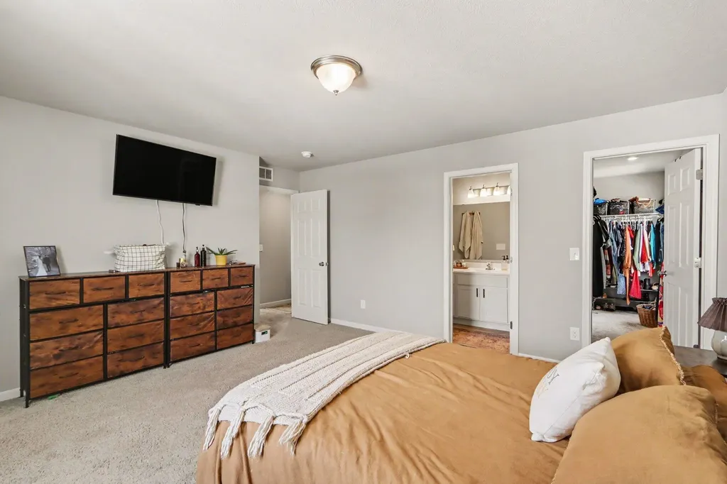 1743 Harper Grove Lane Vicksburg Village MI 49097