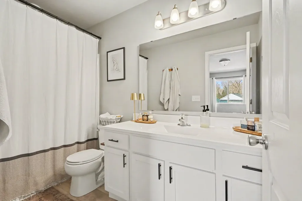 1743 Harper Grove Lane Vicksburg Village MI 49097
