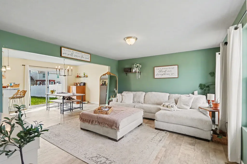 1743 Harper Grove Lane Vicksburg Village MI 49097