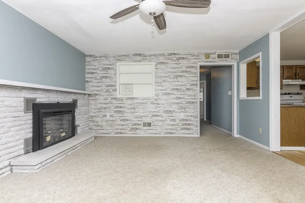 124 Peterson Drive Cheshire Township MI 49055