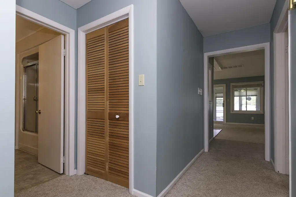 124 Peterson Drive Cheshire Township MI 49055
