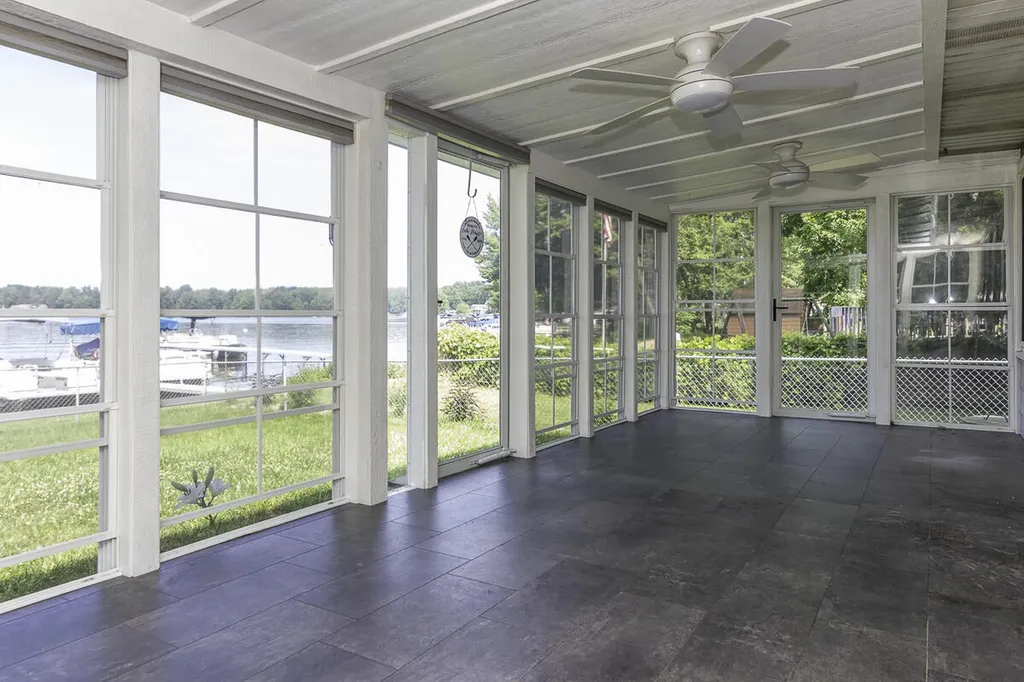 124 Peterson Drive Cheshire Township MI 49055